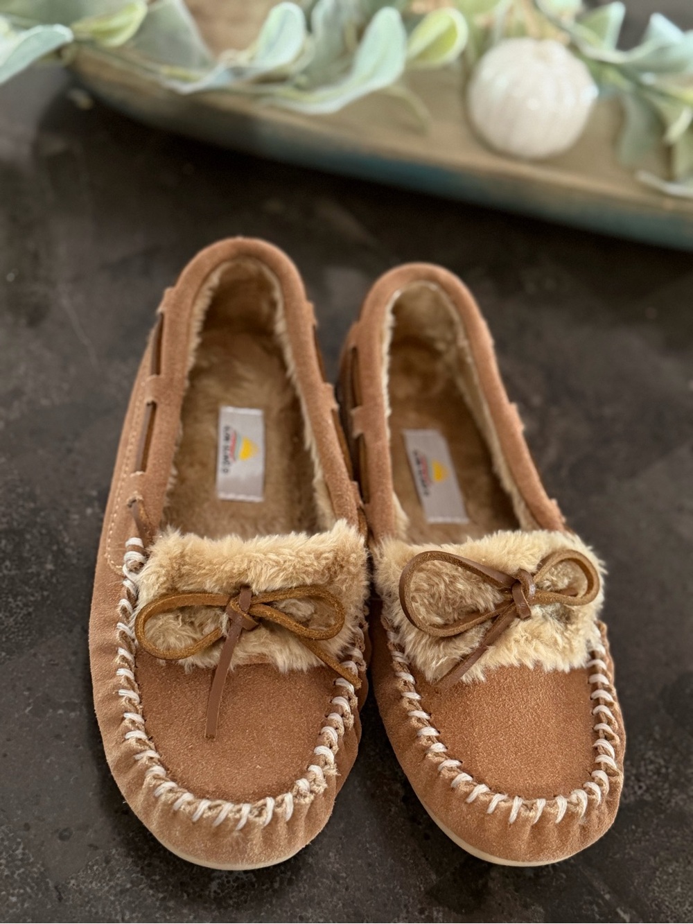 Aloha Island Women's Brown Faux Suede Moccasin Slippers with Cream Fur Trim